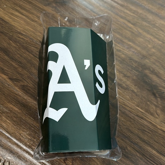 NIB A’s Josh Donaldson Bobble Head - Picture 6 of 8